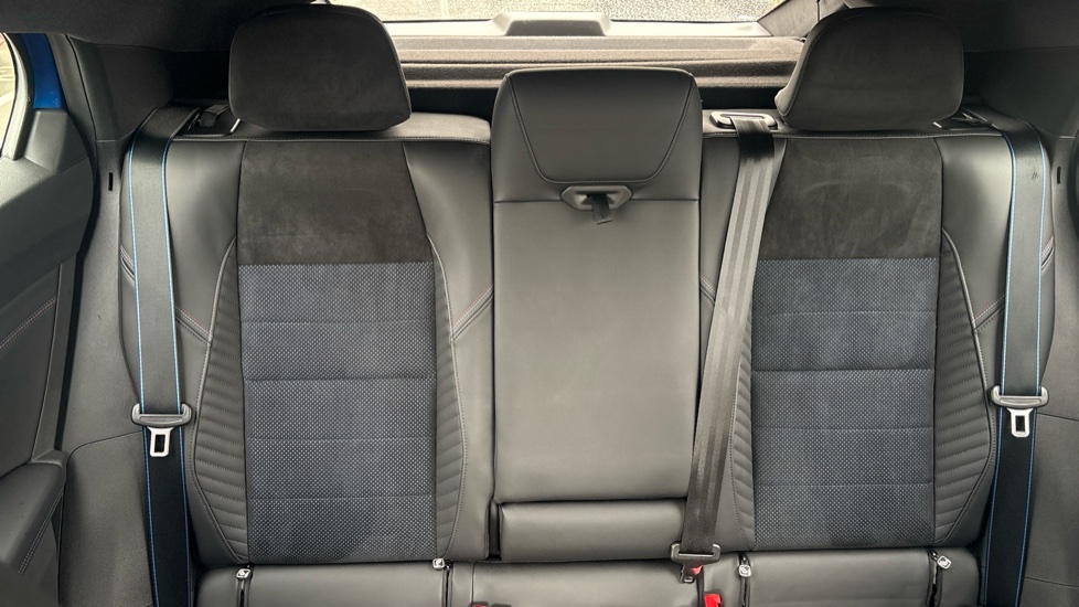 Renault Rafale E-Tech FHEV Techno Esprit Alpine 5dr Auto 4C Hybrid Estate - Image 15