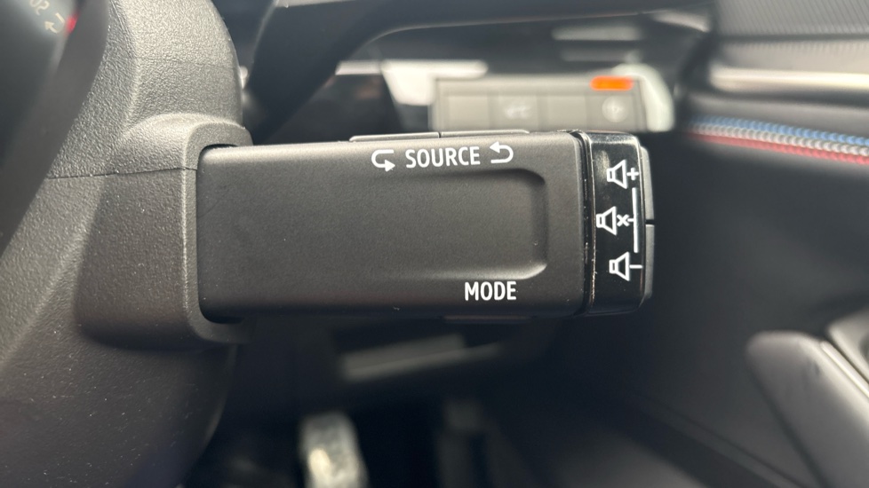Renault Rafale E-Tech FHEV Techno Esprit Alpine 5dr Auto 4C Hybrid Estate - Image 23