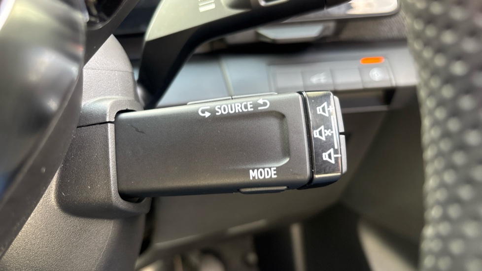 Renault Scenic E-Tech 160kW Techno 87kWh Long Range 5dr Auto Electric Estate - Image 23