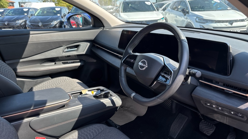 Nissan ARIYA 225kW Advance 87kWh 22kWCh 5dr e-4ORCE Auto Electric Hatchback - Image 11