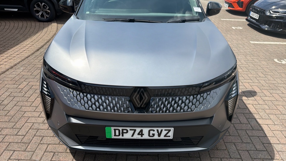 Renault Scenic E-Tech 160kW Esprit Alpine 87kWh Long Range 5dr Auto Electric Estate - Image 8