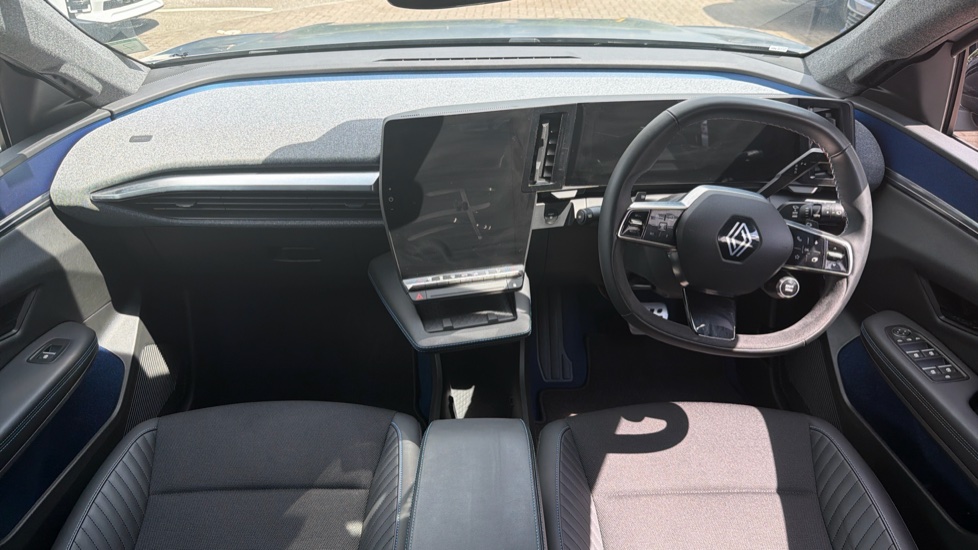 Renault Scenic E-Tech 160kW Esprit Alpine 87kWh Long Range 5dr Auto Electric Estate - Image 10
