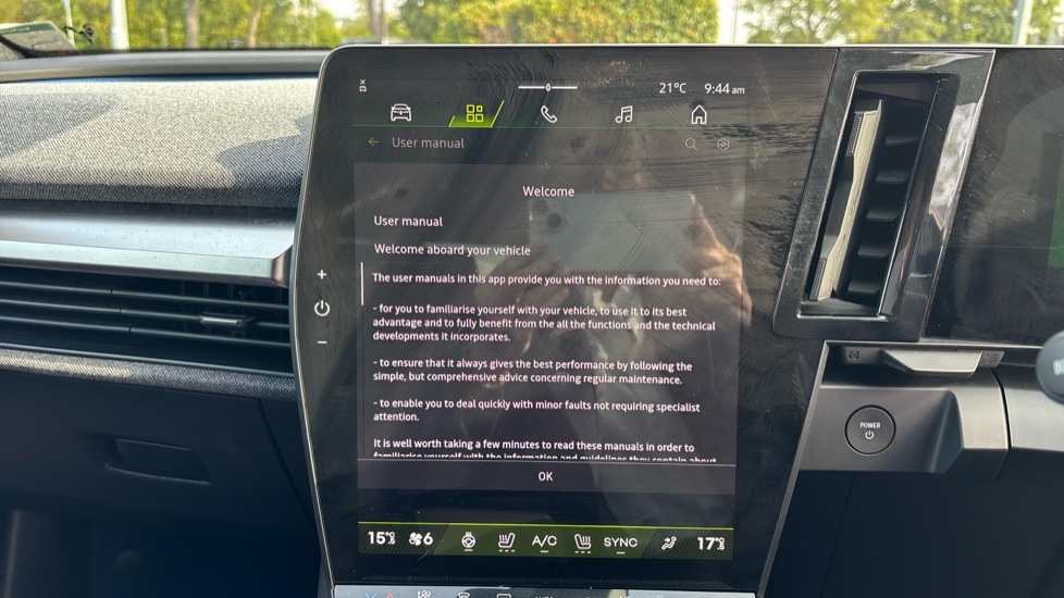 Renault Scenic E-Tech 160kW Esprit Alpine 87kWh Long Range 5dr Auto Electric Estate - Image 24