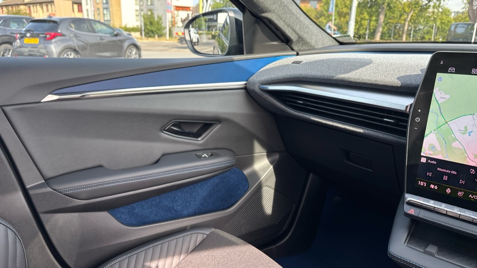 Renault Scenic E-Tech 160kW Esprit Alpine 87kWh Long Range 5dr Auto Electric Estate - Image 30