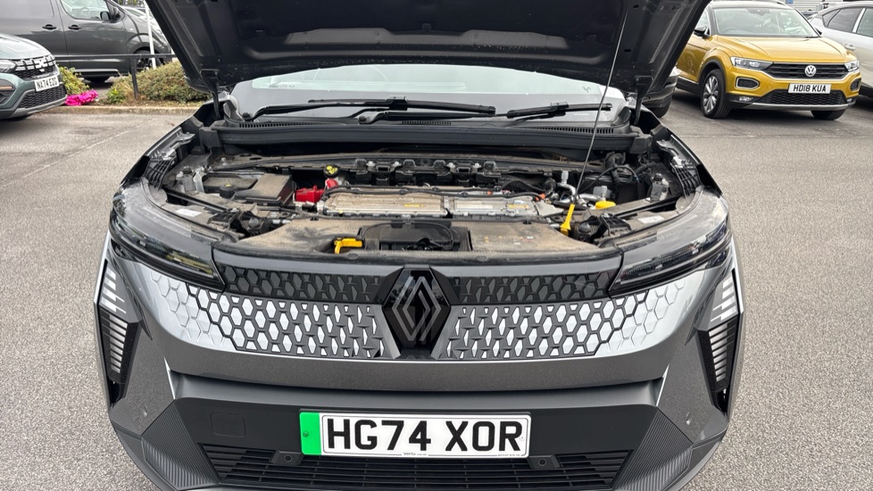 Renault Scenic E-Tech 160kW Esprit Alpine 87kWh Long Range 5dr Auto Electric Estate - Image 8