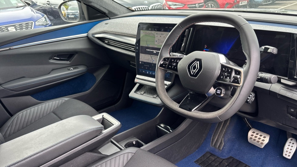 Renault Scenic E-Tech 160kW Esprit Alpine 87kWh Long Range 5dr Auto Electric Estate - Image 11