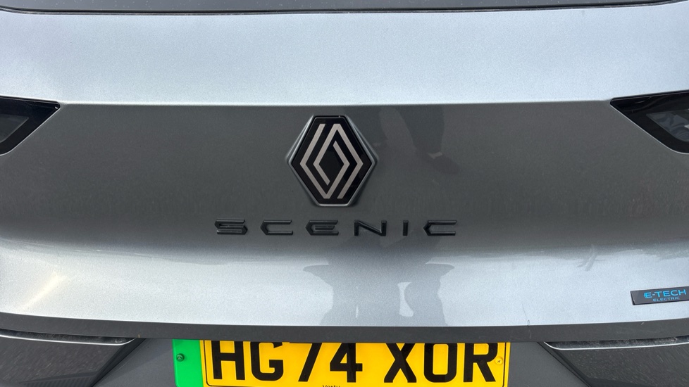 Renault Scenic E-Tech 160kW Esprit Alpine 87kWh Long Range 5dr Auto Electric Estate - Image 32