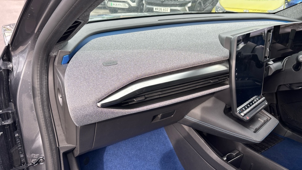 Renault Scenic E-Tech 160kW Esprit Alpine 87kWh Long Range 5dr Auto Electric Estate - Image 35