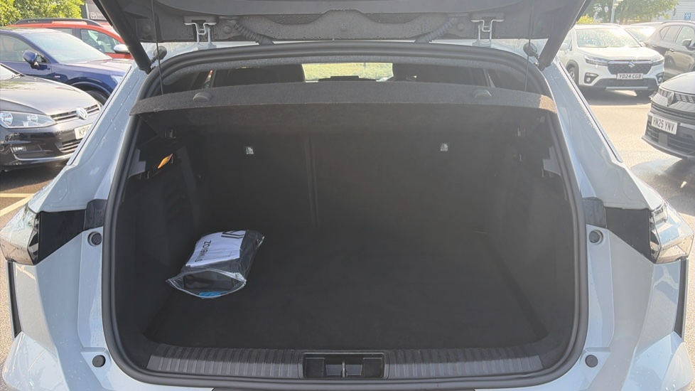 Renault Symbioz 1.6 E-Tech FHEV 145 Techno Esprit Alpine 5dr Auto Hybrid Estate - Image 4
