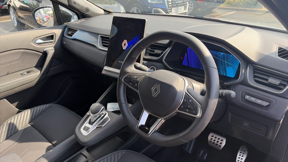 Renault Symbioz 1.6 E-Tech FHEV 145 Techno Esprit Alpine 5dr Auto Hybrid Estate - Image 11