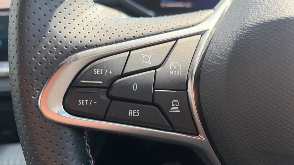 Renault Symbioz 1.6 E-Tech FHEV 145 Techno Esprit Alpine 5dr Auto Hybrid Estate - Image 20