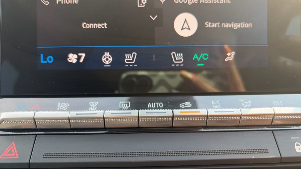 Renault Symbioz 1.6 E-Tech FHEV 145 Techno Esprit Alpine 5dr Auto Hybrid Estate - Image 28