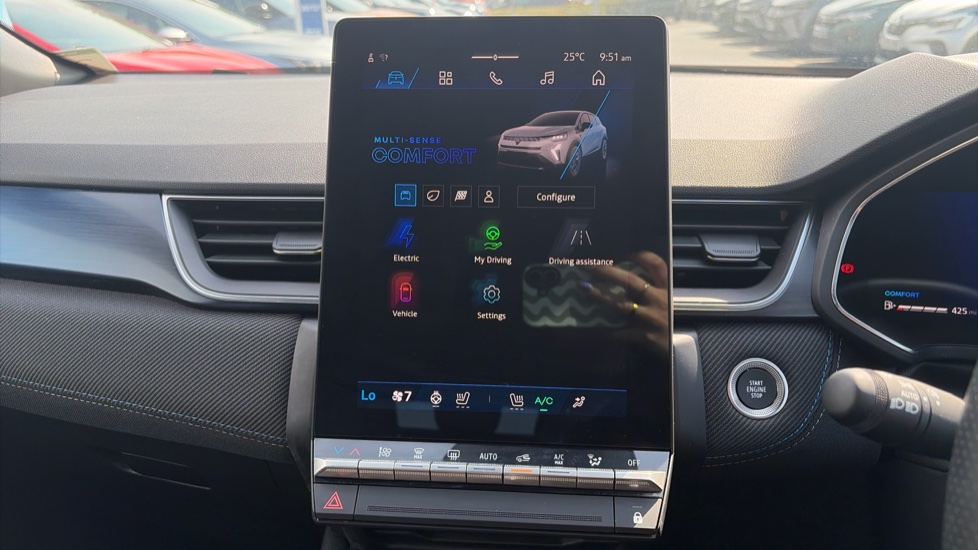 Renault Symbioz 1.6 E-Tech FHEV 145 Techno Esprit Alpine 5dr Auto Hybrid Estate - Image 29