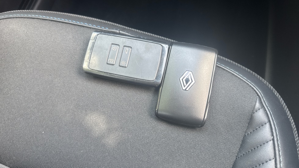 Renault Symbioz 1.6 E-Tech FHEV 145 Techno Esprit Alpine 5dr Auto Hybrid Estate - Image 20
