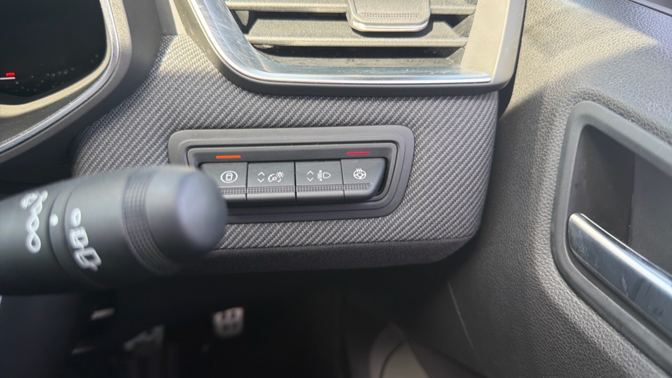 Renault Clio 1.0 TCe 90 Esprit Alpine 5dr Petrol Hatchback - Image 23