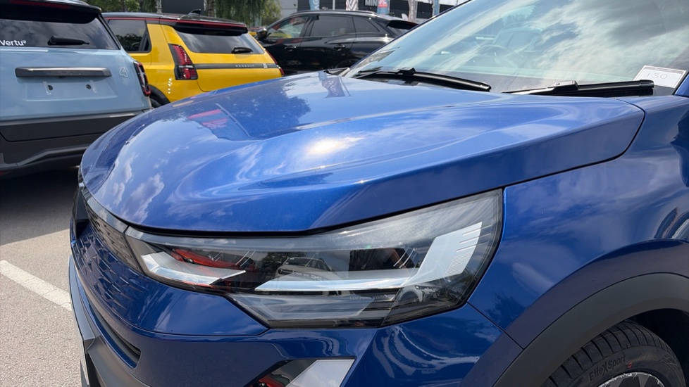 Renault Symbioz 1.6 E-Tech FHEV 145 Techno Esprit Alpine 5dr Auto Hybrid Estate - Image 8