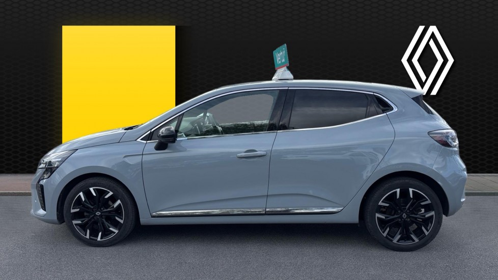 Renault Clio 1.0 TCe 90 Techno 5dr Petrol Hatchback - Image 5