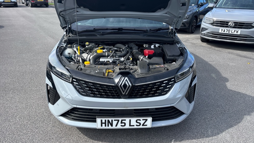 Renault Clio 1.0 TCe 90 Techno 5dr Petrol Hatchback - Image 8