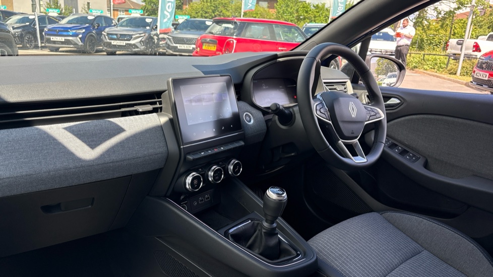 Renault Clio 1.0 TCe 90 Techno 5dr Petrol Hatchback - Image 9