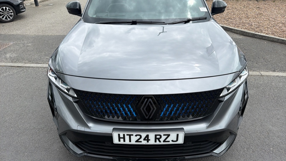 Renault Rafale E-Tech FHEV Iconic Esprit Alpine 5dr Auto 4C Hybrid Estate - Image 8