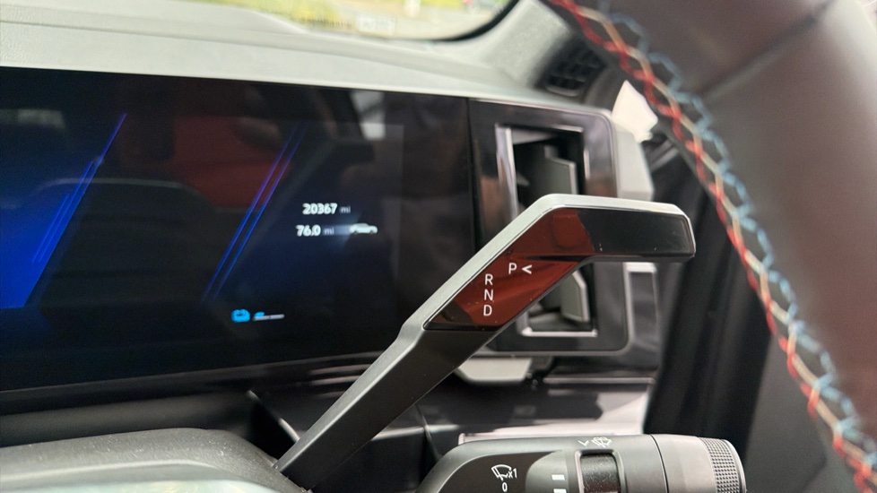 Renault Rafale E-Tech FHEV Iconic Esprit Alpine 5dr Auto 4C Hybrid Estate - Image 13