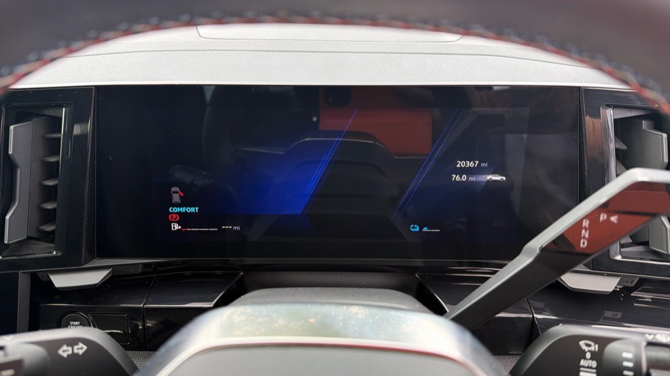 Renault Rafale E-Tech FHEV Iconic Esprit Alpine 5dr Auto 4C Hybrid Estate - Image 18