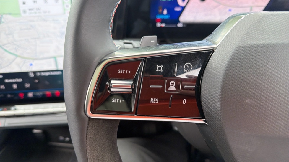 Renault Rafale E-Tech FHEV Iconic Esprit Alpine 5dr Auto 4C Hybrid Estate - Image 28