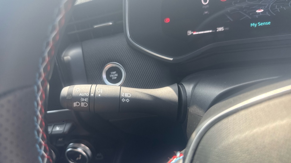 Renault Clio 1.0 TCe 90 Esprit Alpine 5dr Petrol Hatchback - Image 25