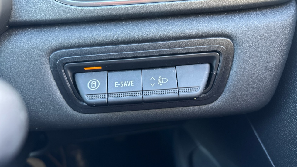Renault Symbioz 1.8 E-Tech FHEV 160 Techno 5dr Auto Hybrid Estate - Image 23