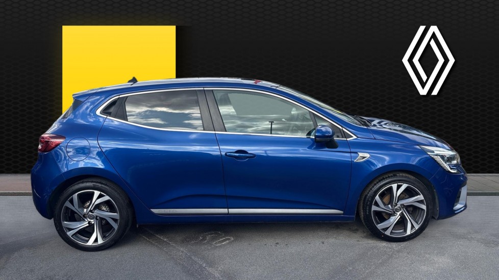 Renault Clio 1.0 TCe 100 RS Line 5dr Petrol Hatchback - Image 5