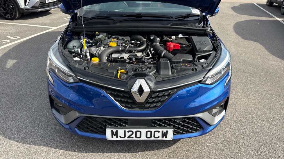 Renault Clio 1.0 TCe 100 RS Line 5dr Petrol Hatchback - Image 8
