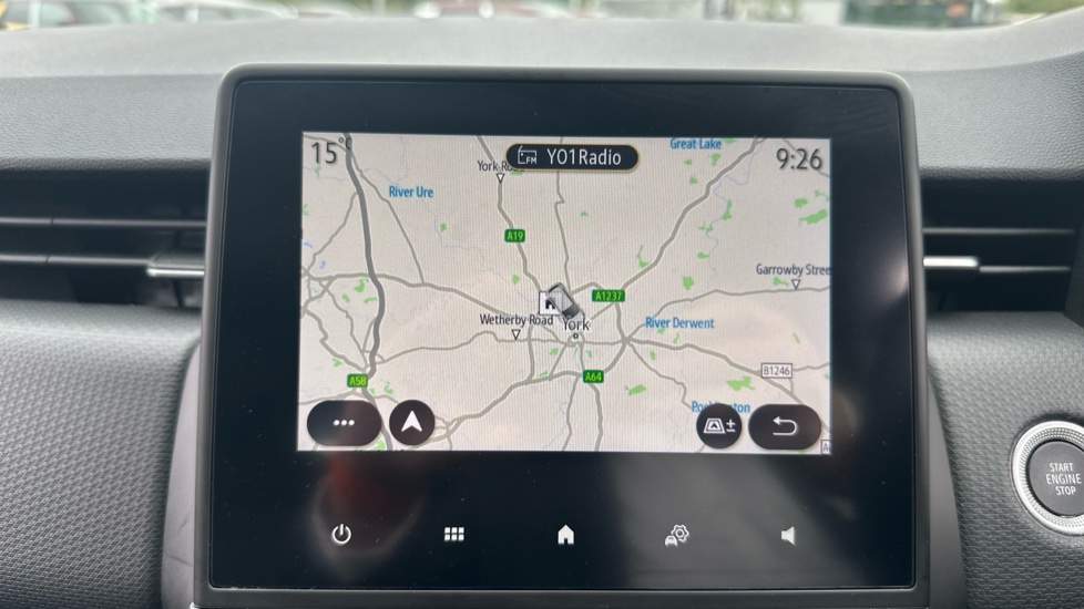 Renault Clio 1.6 E-TECH Hybrid 140 Iconic Edition 5dr Auto Hybrid Hatchback - Image 12