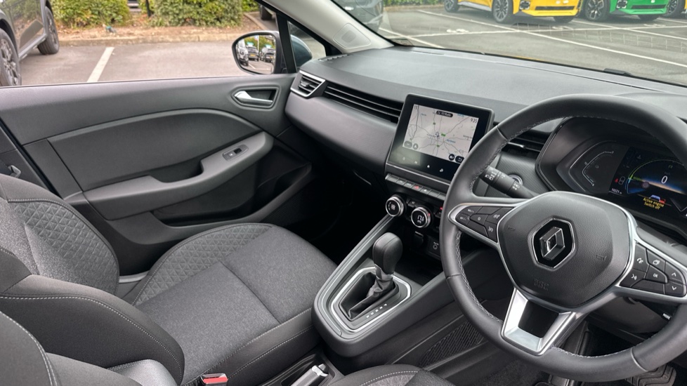 Renault Clio 1.6 E-TECH Hybrid 140 Iconic Edition 5dr Auto Hybrid Hatchback - Image 14