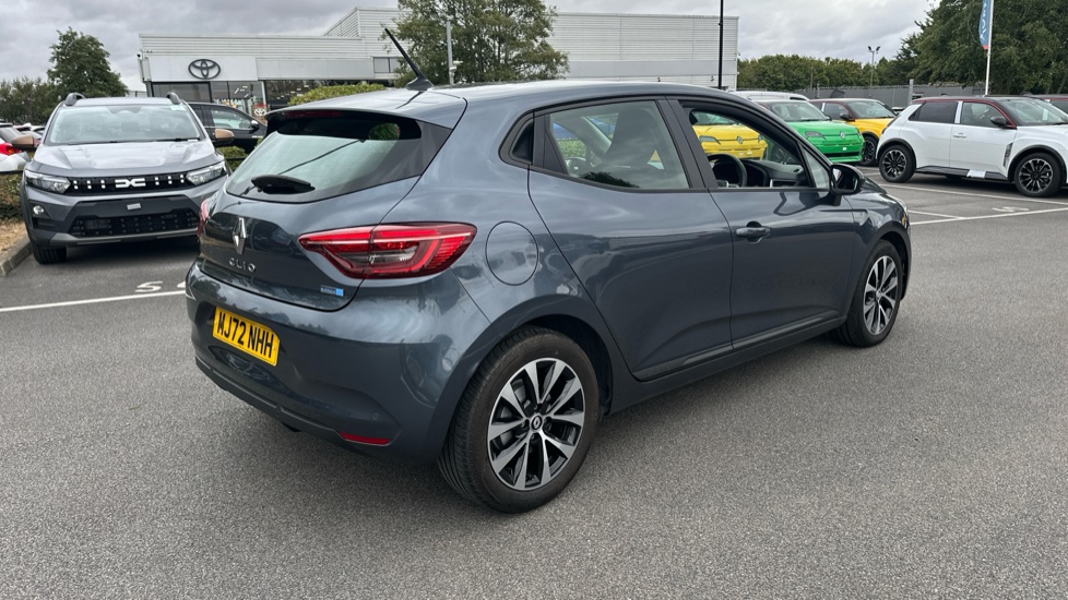 Renault Clio 1.6 E-TECH Hybrid 140 Iconic Edition 5dr Auto Hybrid Hatchback - Image 23