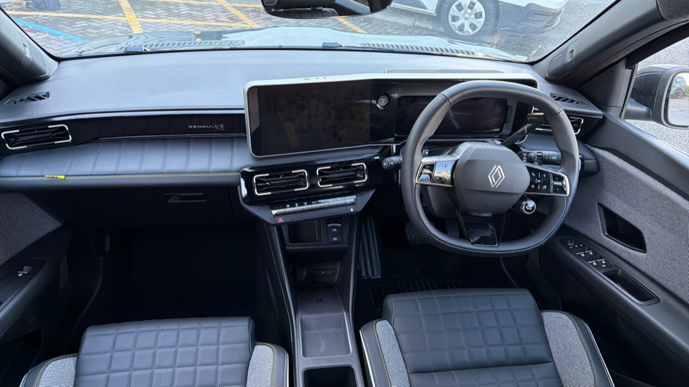 Renault 4 110kW Iconic+ 52kWh Comfort range 5dr Auto Electric Estate - Image 10