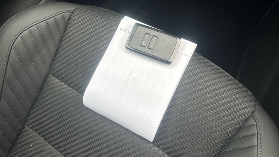 Renault Austral E-Tech Full Hybrid Techno Esprit Alpine 5dr Auto Hybrid Estate - Image 19