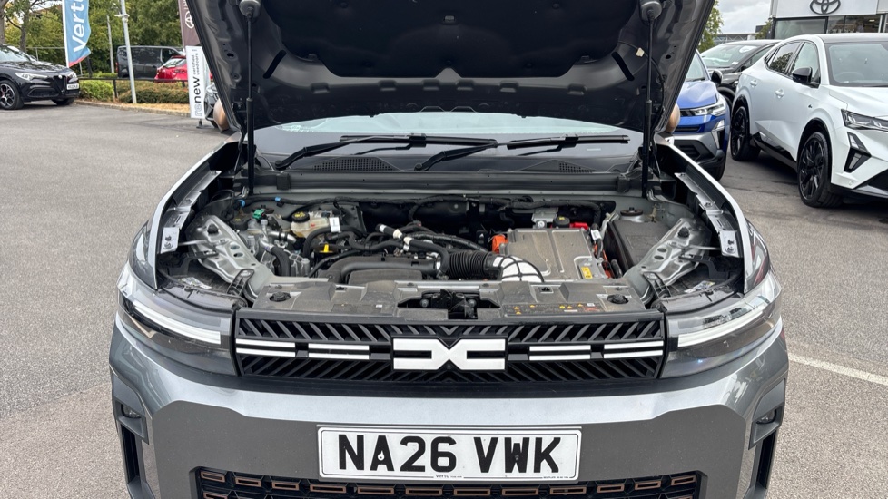 Dacia Bigster 1.8 Hybrid 155 Extreme 5dr Auto Hybrid Estate - Image 8