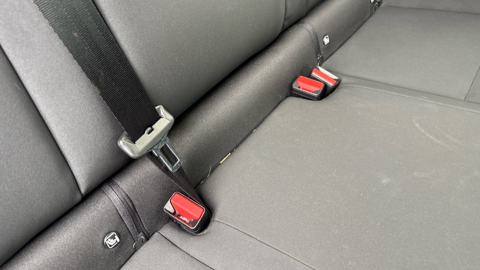Dacia Bigster 1.8 Hybrid 155 Extreme 5dr Auto Hybrid Estate - Image 17
