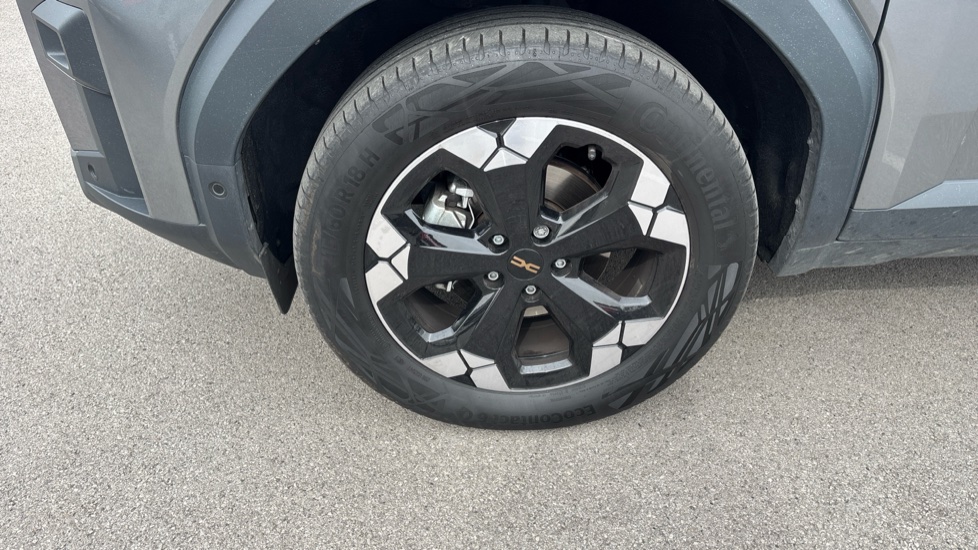 Dacia Bigster 1.8 Hybrid 155 Extreme 5dr Auto Hybrid Estate - Image 25