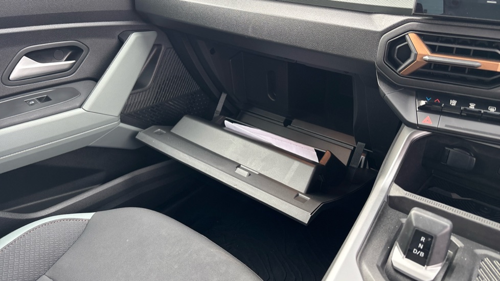 Dacia Bigster 1.8 Hybrid 155 Extreme 5dr Auto Hybrid Estate - Image 40