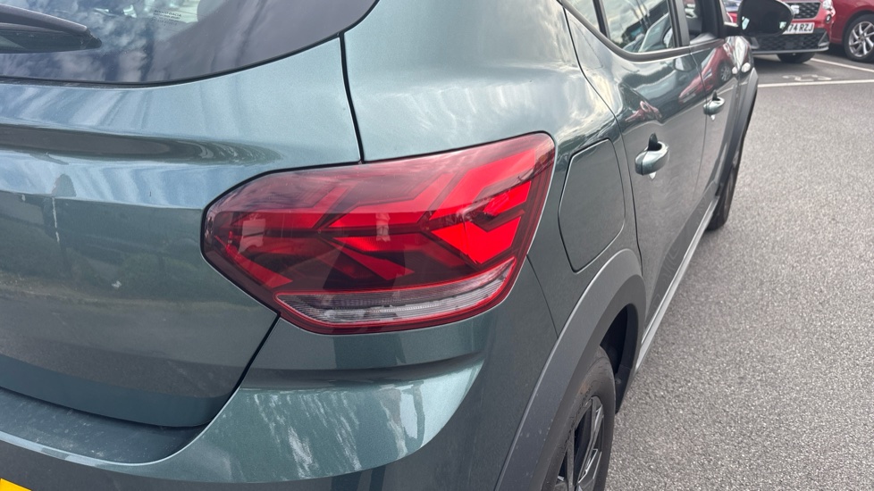 Dacia Sandero Stepway 1.0 TCe Extreme 5dr Petrol Hatchback - Image 27