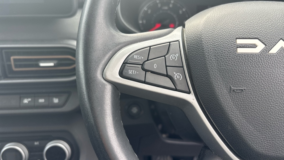 Dacia Sandero Stepway 1.0 TCe Extreme 5dr Petrol Hatchback - Image 37