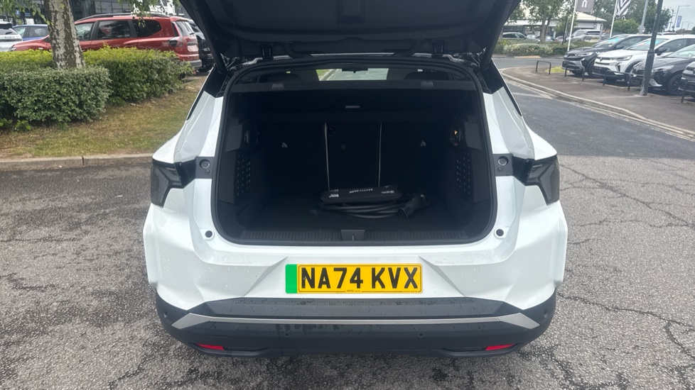 Renault Scenic E-Tech 160kW Iconic 87kWh Long Range 5dr Auto Electric Estate - Image 4