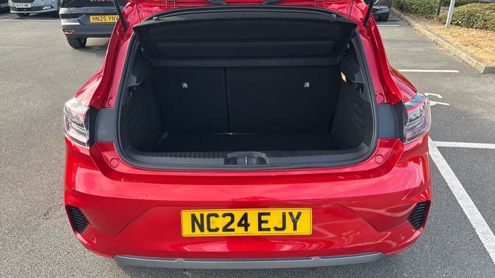 Renault Clio 1.6 E-TECH full hybrid 145 Esprit Alpine 5dr Auto Hybrid Hatchback - Image 4