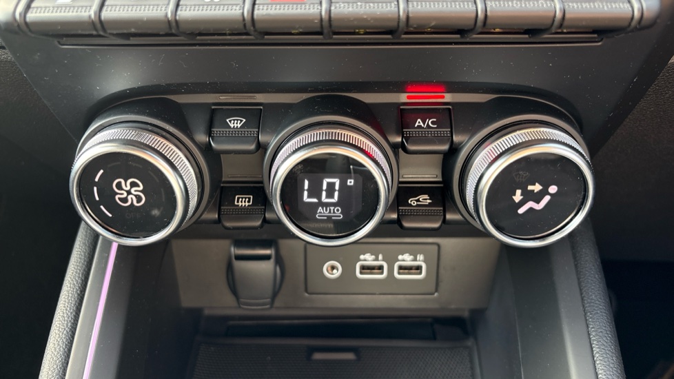 Renault Clio 1.6 E-TECH full hybrid 145 Esprit Alpine 5dr Auto Hybrid Hatchback - Image 25