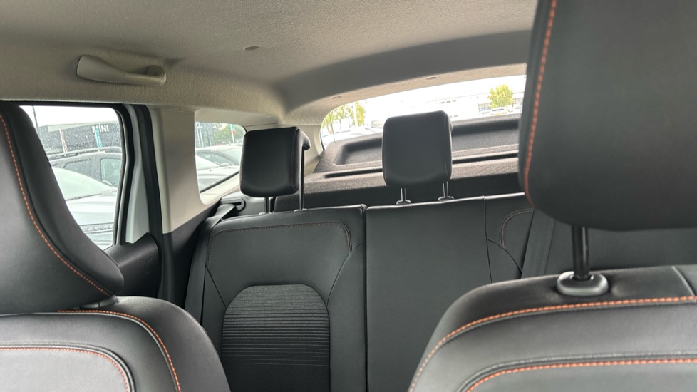 Dacia Duster 1.3 TCe 130 Extreme SE 5dr Petrol Estate - Image 15