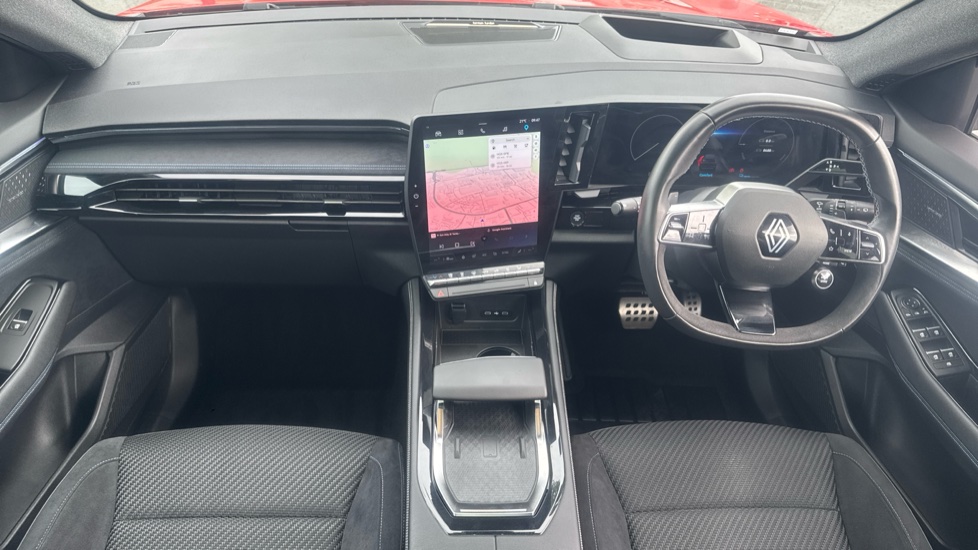 Renault Austral E-Tech FHEV Iconic Esprit Alpine 5dr Auto 4C Hybrid Estate - Image 10