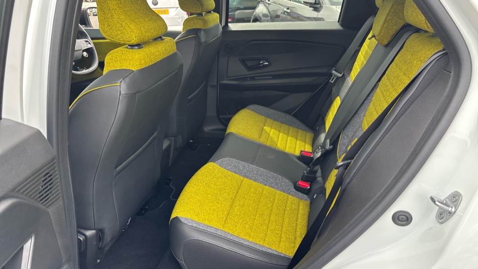 Renault 5 110kW Iconic Five + Comfort Range 52kWh 5dr Auto Electric Hatchback - Image 16