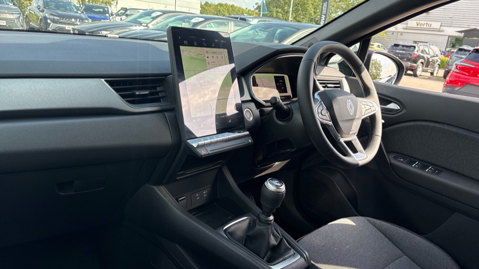 Renault Captur 1.0 TCE 90 Techno 5dr Petrol Hatchback - Image 9