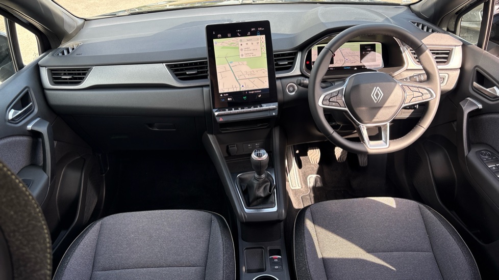 Renault Captur 1.0 TCE 90 Techno 5dr Petrol Hatchback - Image 10
